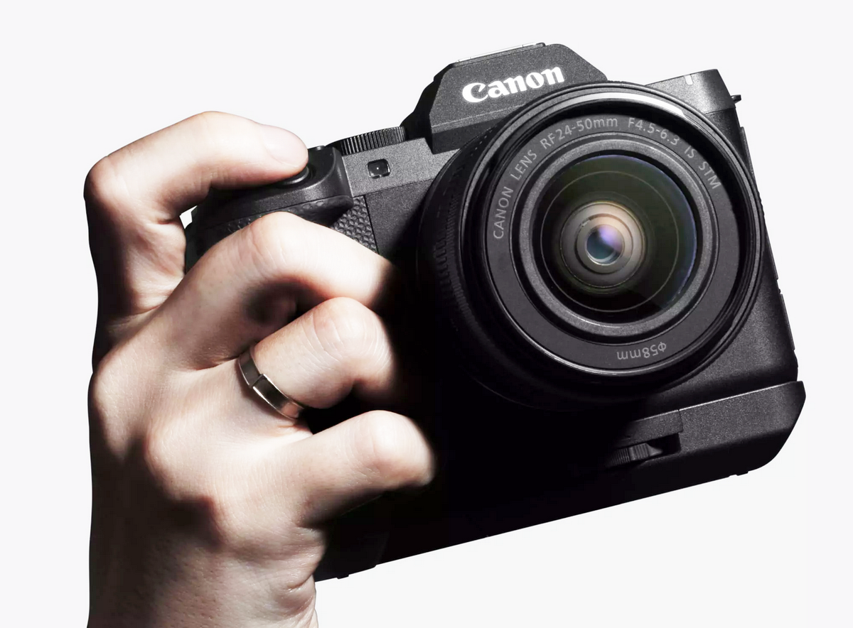 「EOS R8 Mark II」発表
