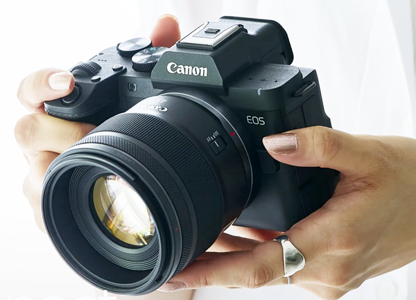 「EOS R8 Mark II」発表