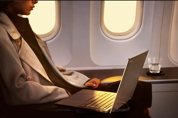 新ノートPC「Googlebook」発売