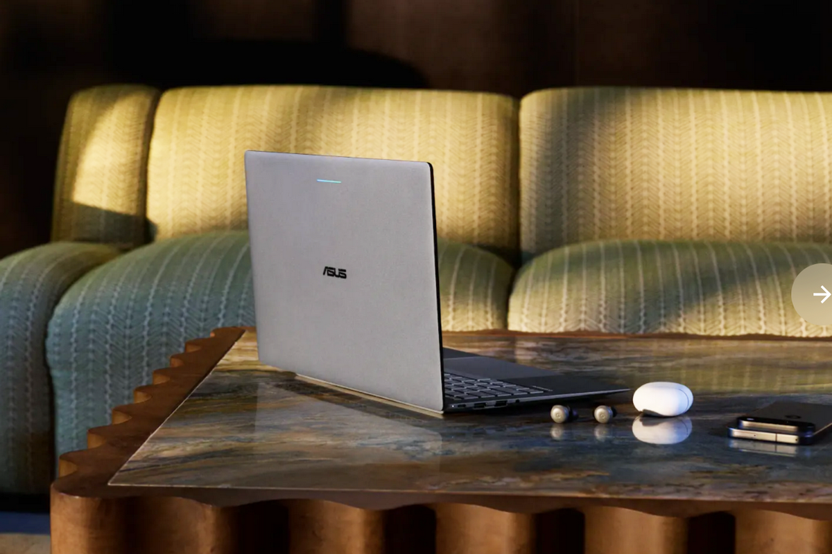 新ノートPC「Googlebook」発売