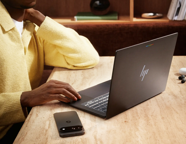 新ノートPC「Googlebook」発売