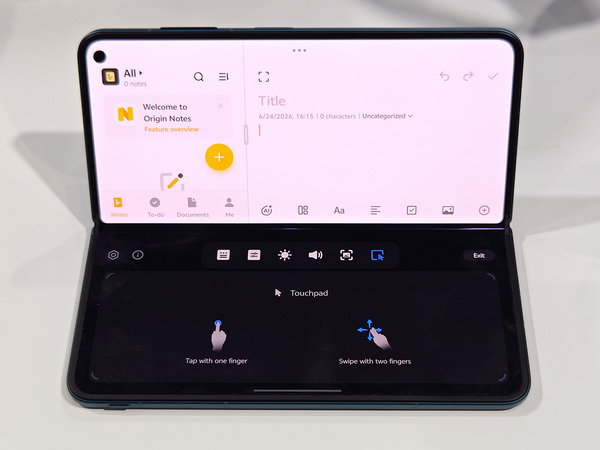 折りたたみスマホ