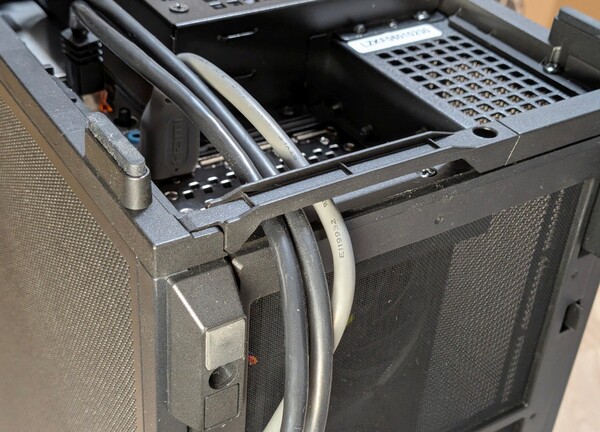 G-Master Velox Mini 2 B860i