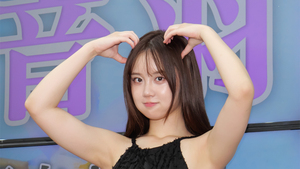 カフェで働く姿が健気で可愛い！ 20歳の女子大生グラドル・花咲音羽が早くも3rd DVDリリース