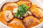 デニーズ×飯田商店がさらに進化！ 「味噌らぁ麺」に辛味噌＆焼き餃子も登場