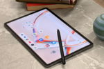 このタブレットめちゃくちゃ見やすい画面が凄い！ハーフグレアで光を反射しないマットな質感、しかも文字も書きやすいNXTPAPER