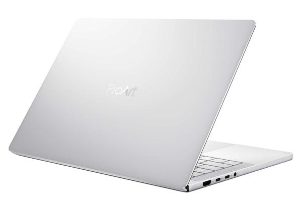 ASUS「ProArt P14」で「RTX Spark」を実機レビュー