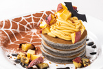 デニーズに「蜘蛛の巣パンケーキ」が登場！ ハロウィンデザートがかわいすぎ