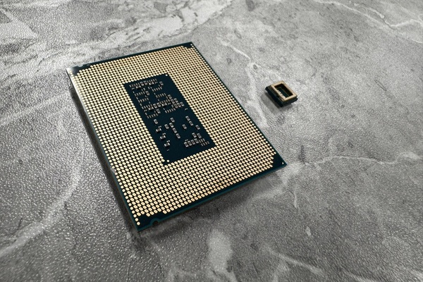 メーカー監修 手のひらPCパーツ
