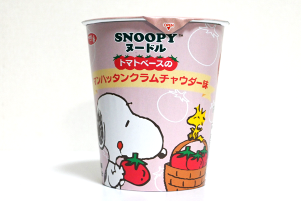 スヌーピーのカップ麺、どんな味？ ファミマコラボの新作を発売前に実食