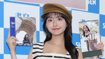 ダメ元で「パリに行きたい」と提案したらあみだくじで実現！ 高崎かなみが夢を叶えた2027年版カレンダー発売
