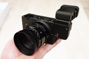 世界最小フルサイズカメラ「Sigma FP2」発表会＆実機速報!!＝部分積層型センサー・チルト液晶・70GBSSD・大容量バッテリー搭載!!