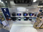 GIGABYTE、ツクモパソコン本店の売り場刷新！ ノートPC・ゲーミングモニターを記念特価で販売