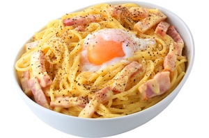 倍盛りカルボが＋100円で！カフェ・ド・クリエのパスタ増量企画が激アツ